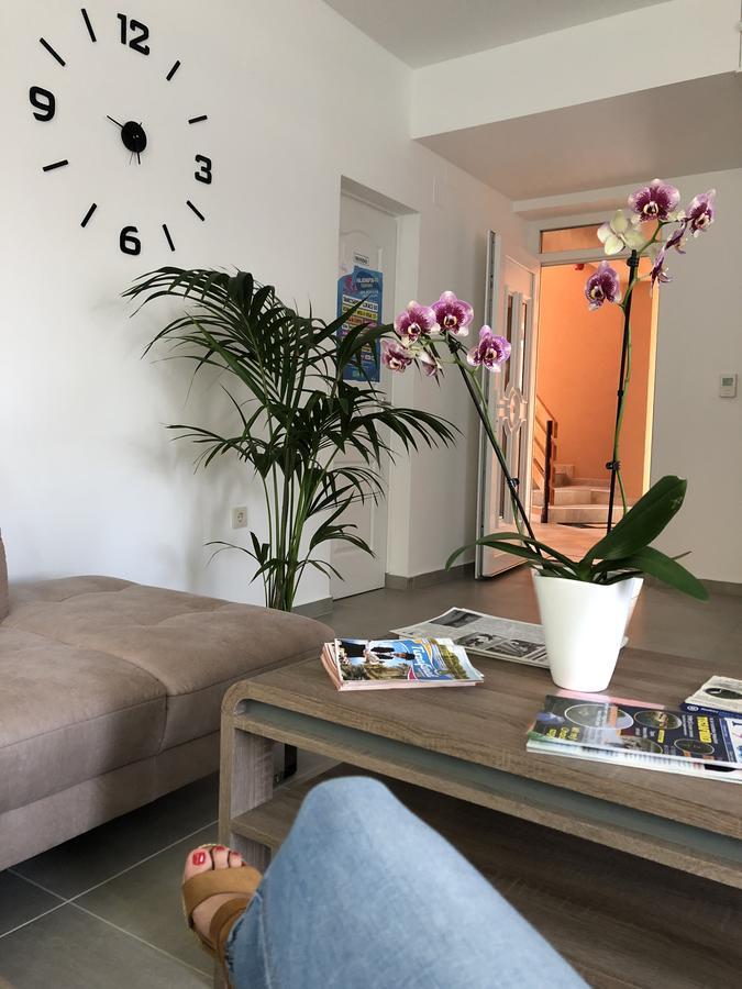 Boro Apartman Tiszafüred Eksteriør bilde